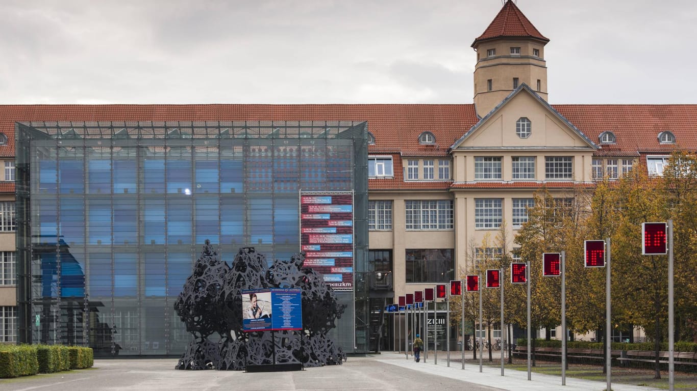 ZKM in Karlsruhe: Hier gibt es Ausstellungen auf rund 15.000 Quadratmetern.