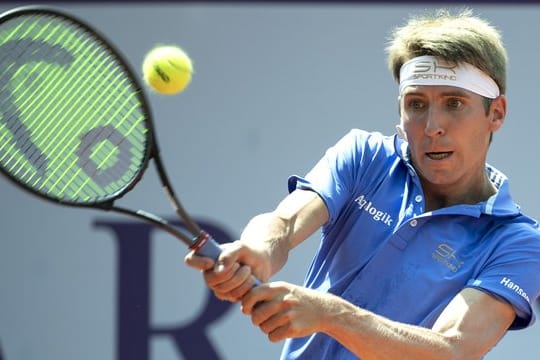 Cedrik Marcel Stebe muss sich vor seinem Viertelfinalspiel in Gstaad ein wenig gedulden.