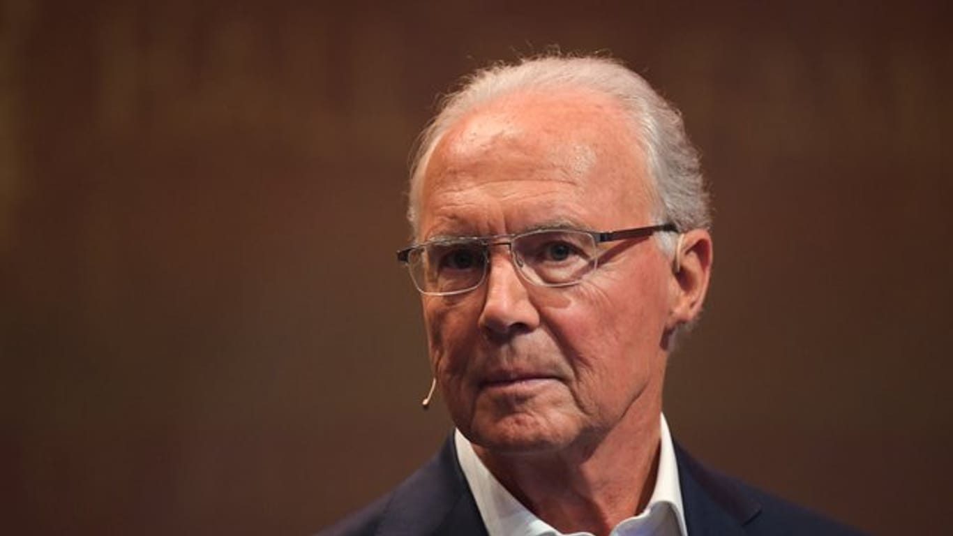 Die Ermittlungen gegen Franz Beckenbauer werden "separat" weitergeführt.