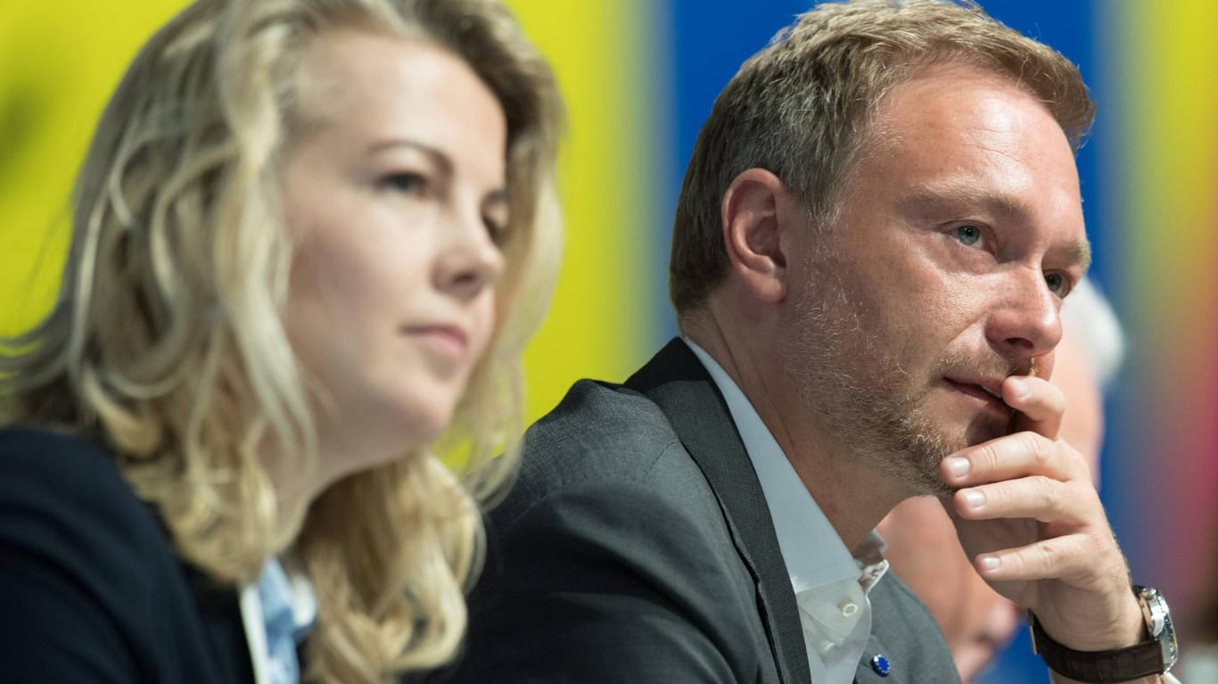 Generalsekretärin Linda Teuteberg und Vorsitzender Christian Lindner: Die FDP-Spitze hat in einem Interview Unternehmen kritisiert.