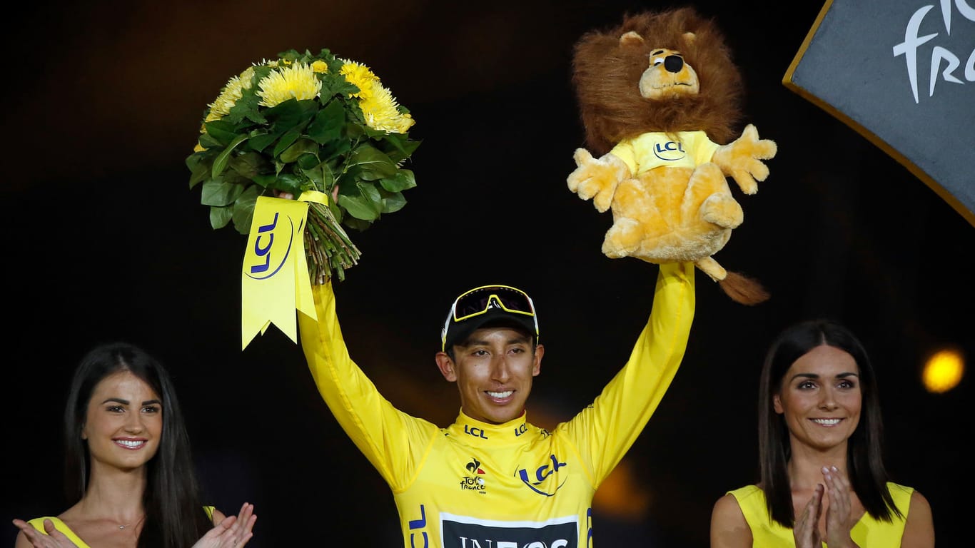 Mehr geht im Radsport nicht: Egan Bernal im Gelben Trikot in Paris.