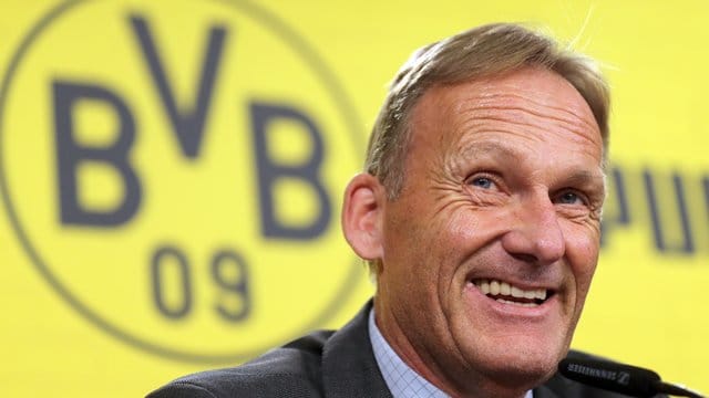 "Wir wollen Meister werden", macht Geschäftsführer Hans-Joachim Watzke vor dem Auftakt der 57. "Wir wollen Meister werden", macht Geschäftsführer Hans-Joachim Watzke vor dem Auftakt der 57.