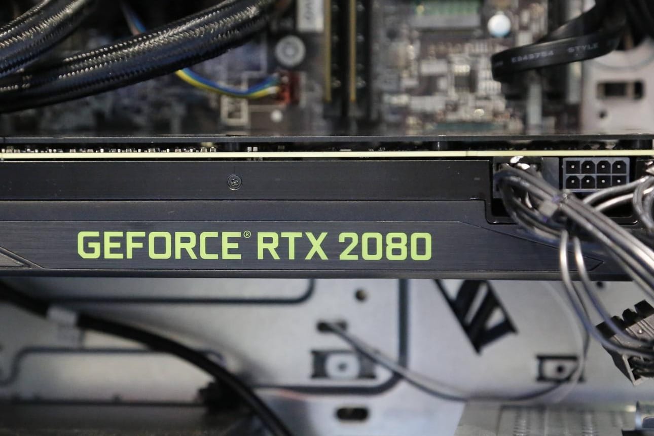 Eine Nvidia Geforce RTX 2080 Grafikkarte: Geforce- und Titan-Karten erhalten ein Treiber-Update.