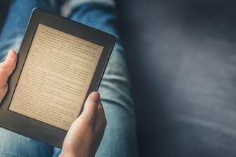 Ein E-Book: In Zukunft sollen für digitale Bücher und Zeitungen der reduzierte Mehrwertsteuersatz gelten.