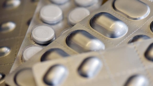 Österreichische Forscher haben herausgefunden, dass die Einnahme von Magensäureblockern offenbar das Risiko für Allergien erhöht. Österreichische Forscher haben herausgefunden, dass die Einnahme von Magensäureblockern offenbar das Risiko für Allergien erhöht.