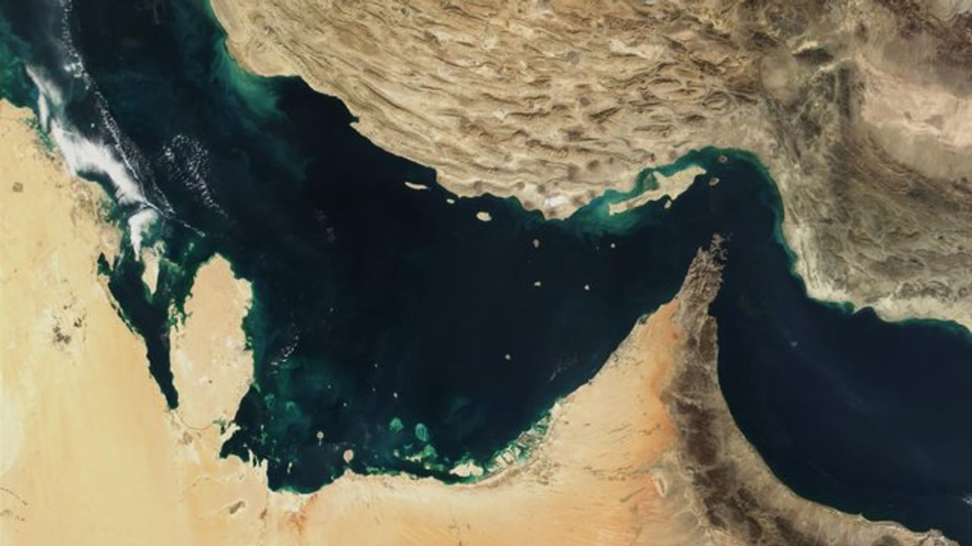 Großbritannien und die USA wollen nach den Tankervorfällen in der Straße von Hormus den Seetransport von Rohöl in der Region sichern.