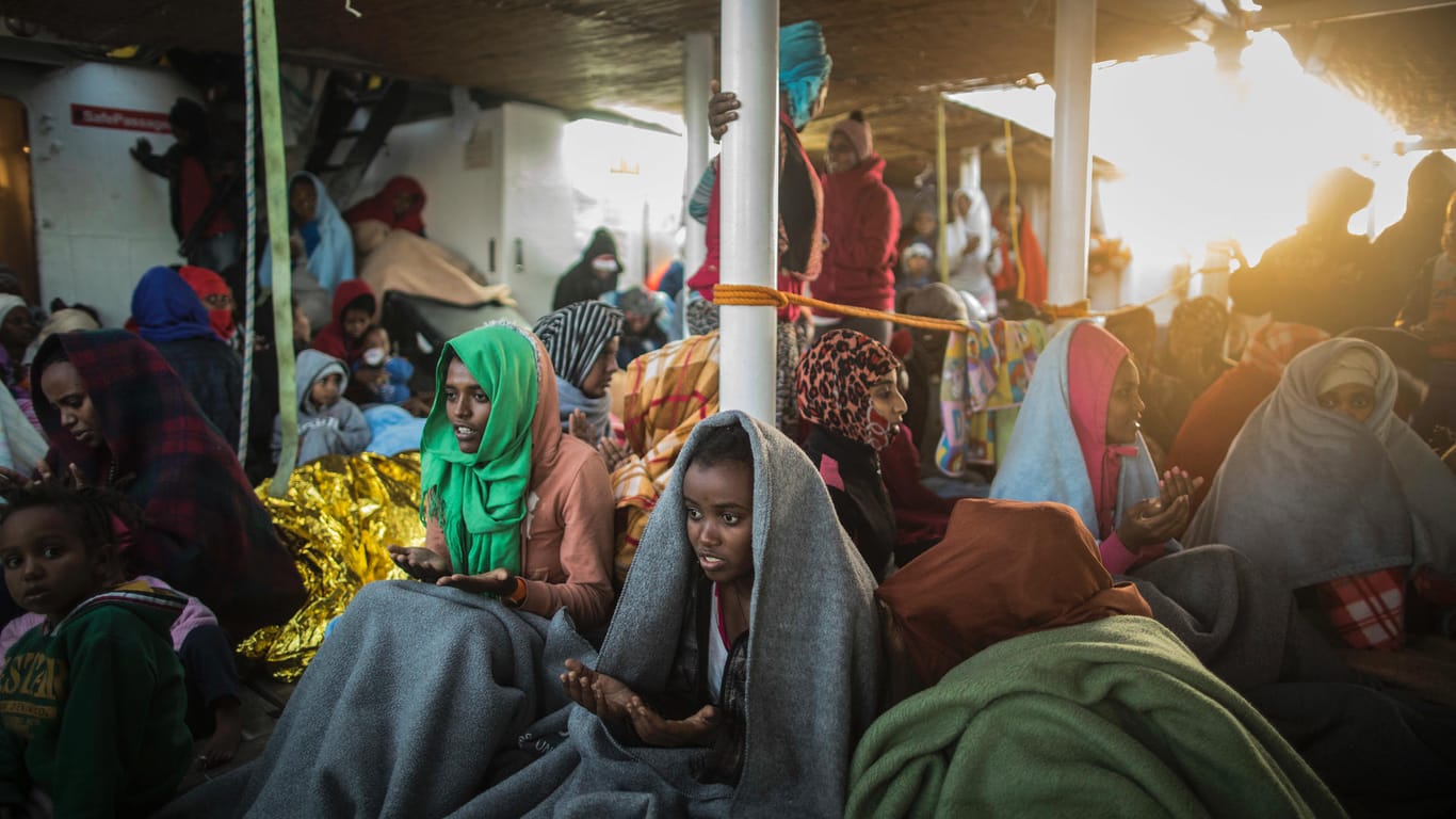 Flüchtlinge aus Eritrea an Bord des spanischen Rettungsschiffes: Rund 500.000 Menschen flohen bisher aus dem Land am Roten Meer. (Archivbild)