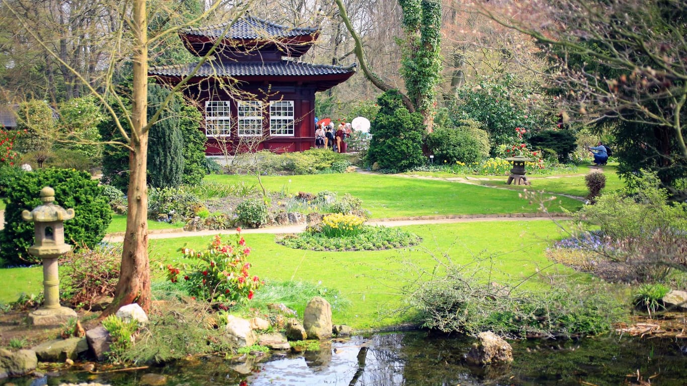 Japanischer Garten in Köln: Er befindet sich im Kölner Stadtteil Flittard, am Stadtrand von Leverkusen.