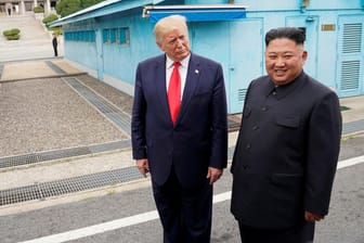 US-Präsident Donald Trump trifft den nordkoreanischen Machthaber Kim Jong Un: Nordkorea hat erneut eine Rakete getestet.