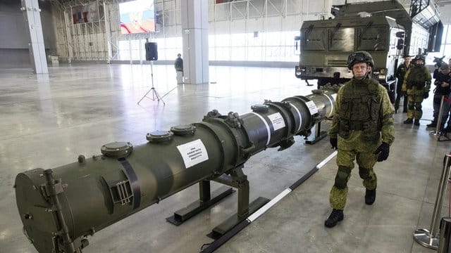 Ein neuer russischer Marschflugkörper vom Typ 9M729.