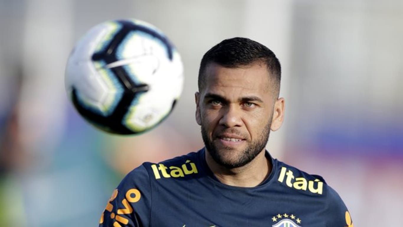 Spielt wieder für seinen Jugendverein FC Sao Paulo: Dani Alves.