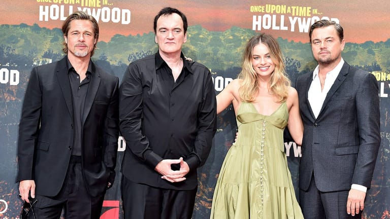 Pitt, Robbie und DiCaprio: Die Stars des Filmes samt Regisseur Tarantino (2. v.l.).