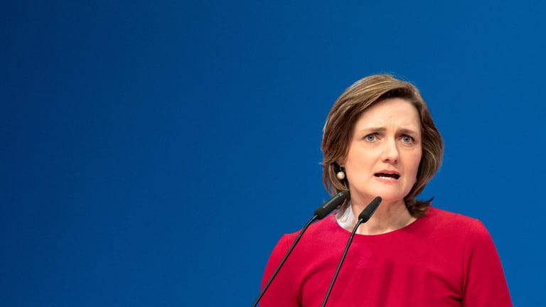 Simone Lange: Die Oberbürgermeisterin von Flensburg fühlt sich durch das Wahlergebnis ihrer letzten Kandidatur bestärkt. (Archivbild)