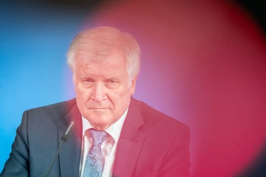 Bundesinnenminister Horst Seehofer: "Werde alles in die Wege leiten, um intelligente Kontrollen an der Grenze vorzunehmen.