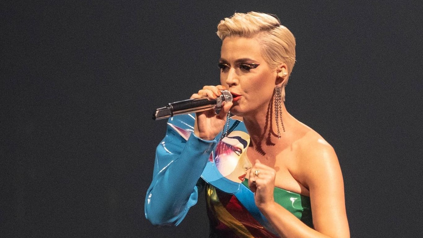 Katy Perry: Die Sängerin muss eine Strafe zahlen.