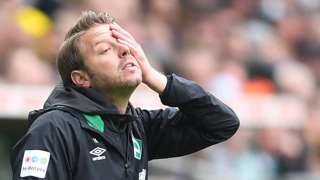 Kein Freund von Gelben Karten gegen Trainer: Werder-Coach Florian Kohfeldt. Kein Freund von Gelben Karten gegen Trainer: Werder-Coach Florian Kohfeldt.