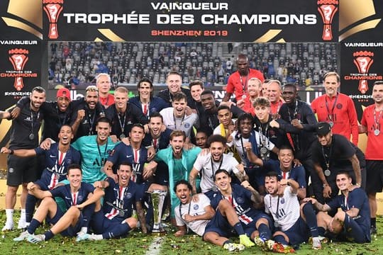 Spieler und Betreuer von Paris St.