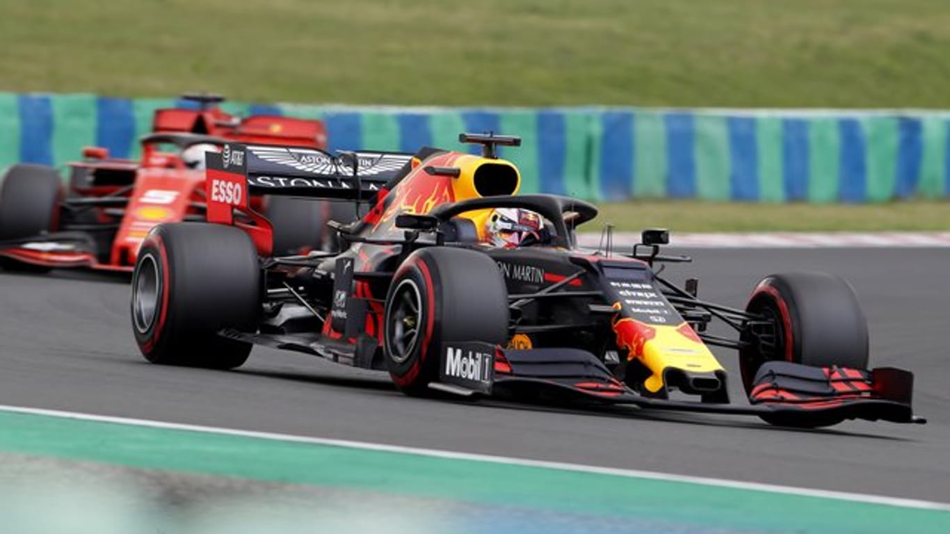 Max Verstappen hat sich zum ersten Mal in seiner Formel-1-Karriere die Pole Position gesichert.