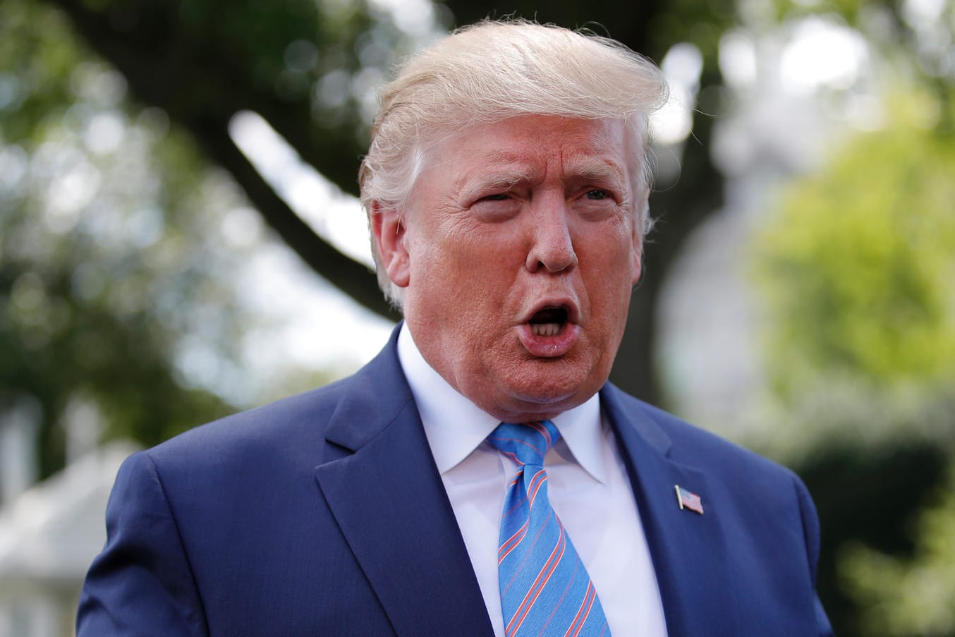US-Präsident Donald Trump bei einem Auftritt vor Journalisten: Sein Herausforderer Beto O’Rourke warf ihm vor, für den Angriff in El Paso mitverantwortlich zu sein.