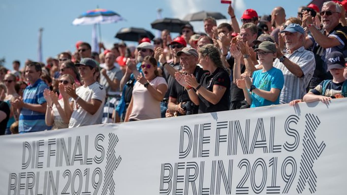 Die vielen Zuschauer sorgen bei den Finals in Berlin für eine gute Stimmung.