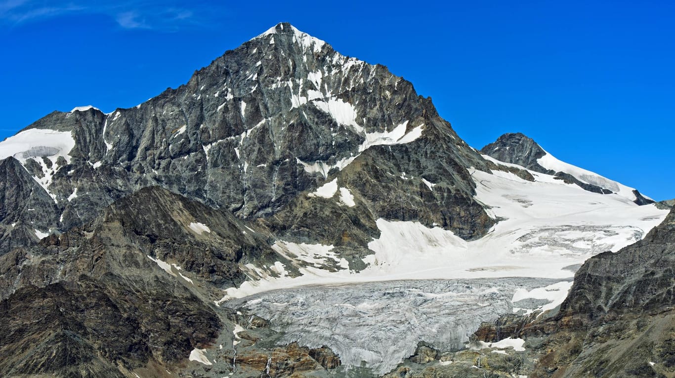 Der Dent Blanche: In der Schweiz sind zwei Bergsteiger abgestürzt. (Archivbild)