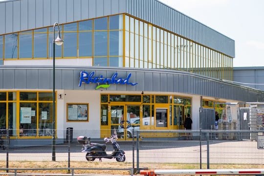 Das Freibad hatte bereits im Juni infolge neuerlicher Ärgernisse weitere Sicherheitsmaßnahmen ergriffen.