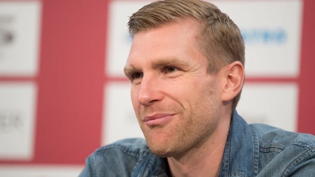 Momentan noch beim FC Arsenal tätig: Ex-Werder-Profi Per Mertesacker. Momentan noch beim FC Arsenal tätig: Ex-Werder-Profi Per Mertesacker.
