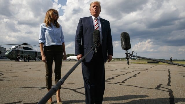 Nach den Massakern in Texas und Ohio hat US-Präsident Trump den Menschen in den betroffenen Städten sein Mitgefühl ausgesprochen. Nach den Massakern in Texas und Ohio hat US-Präsident Trump den Menschen in den betroffenen Städten sein Mitgefühl ausgesprochen.
