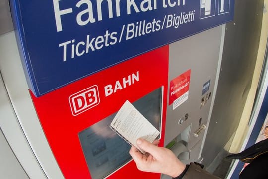 Bahntickets sollen nach dem Willen vieler Politiker geringer besteuert werden.