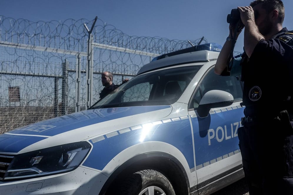 Beamte der Bundespolizei in Bulgarien an der Grenze zur Türkei: Über die an Einsätzen beteiligten nationalen Beamten habe Frontext "keine Autorität". (Symbolfoto)