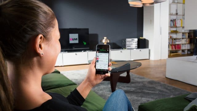 Viele Internetradios haben mit Airable Anfang Mai einen neuen Verzeichnisanbieter für Sender und Podcasts bekommen. Viele Internetradios haben mit Airable Anfang Mai einen neuen Verzeichnisanbieter für Sender und Podcasts bekommen.