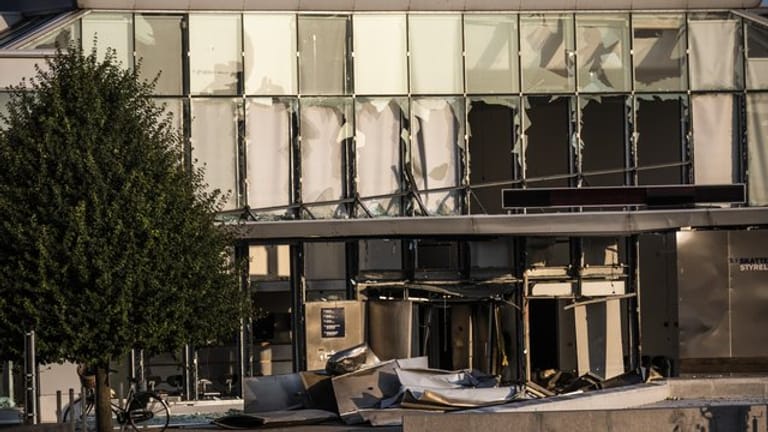 Das Gebäude der dänischen Steuerbehörde in Kopenhagen wurde durch die Explosion schwer beschädigt.
