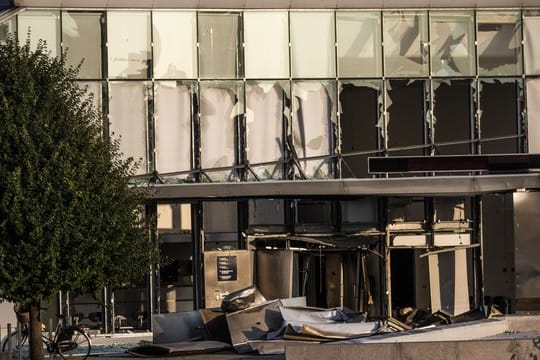 Das Gebäude der dänischen Steuerbehörde in Kopenhagen wurde durch die Explosion schwer beschädigt.