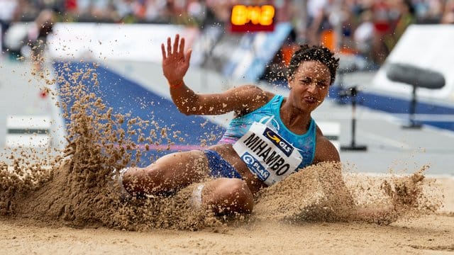 Weitspringerin Malaika Mihambo gehört nach ihrer Weltjahresbestleistung von 7,16 Metern zu den WM-Favoriten.