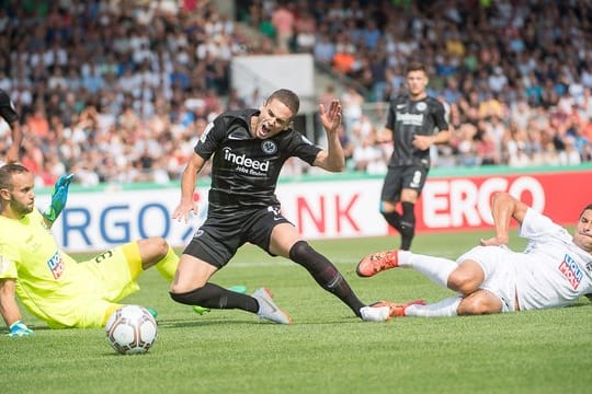 Als Pokalsieger reiste Eintracht Frankfurt nach Ulm und blamierte sich dort.