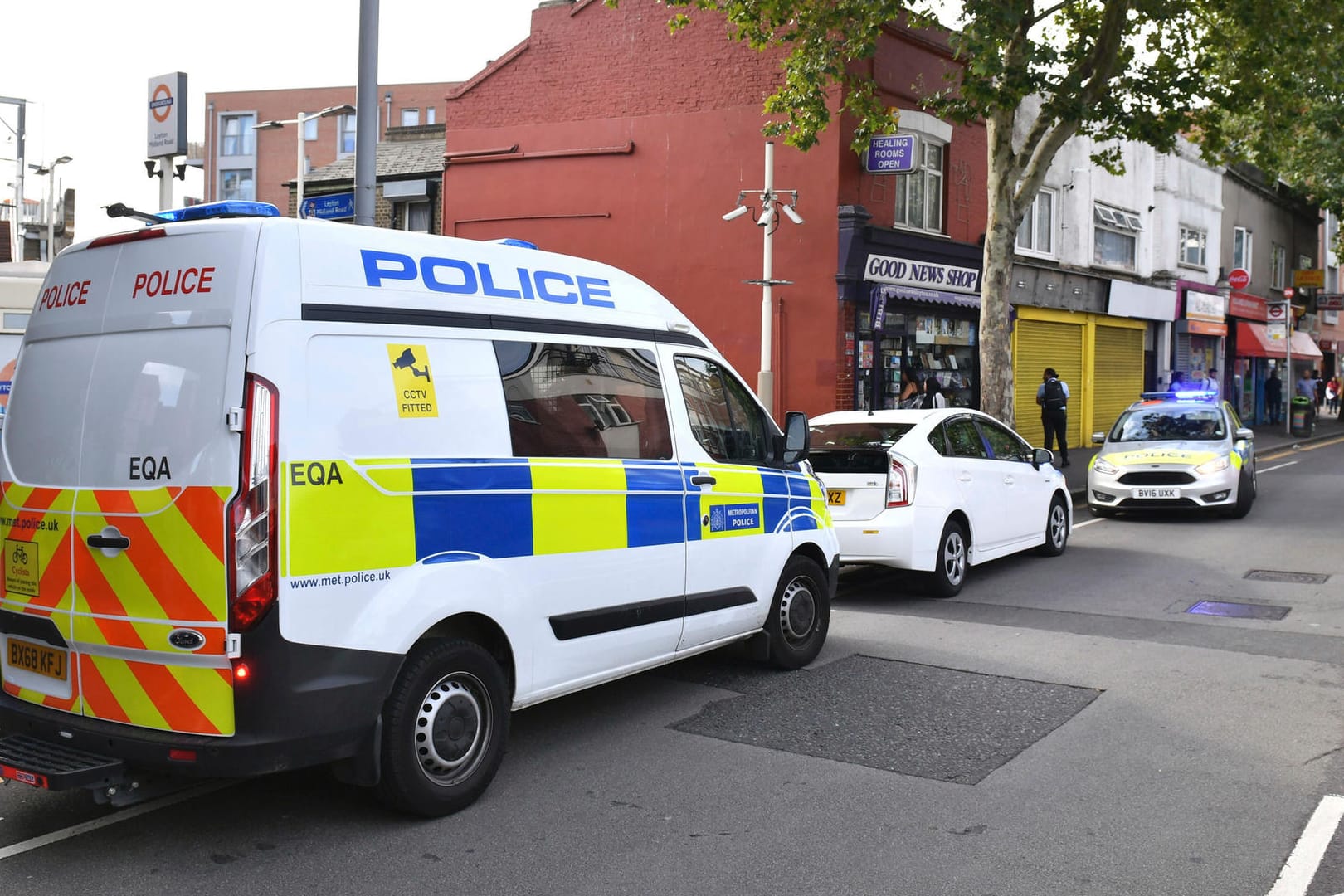 Macheten-Angriff in London: Ein Polizist wurde bei einer Verkehrskontrolle schwer verletzt.