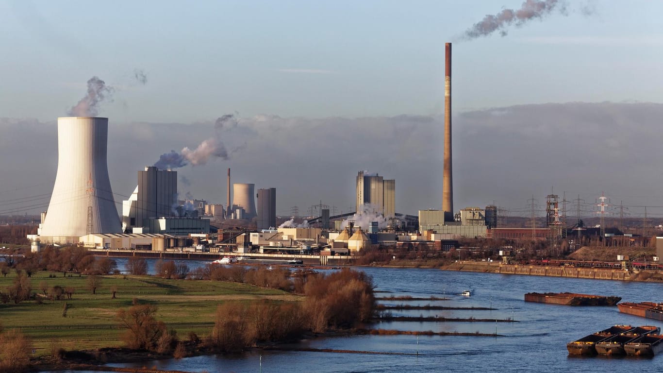 Industrie in Nordrhein-Westfalen: Das Institut der deutschen Wirtschaft hat die Regionalentwicklung in Deutschland untersucht.