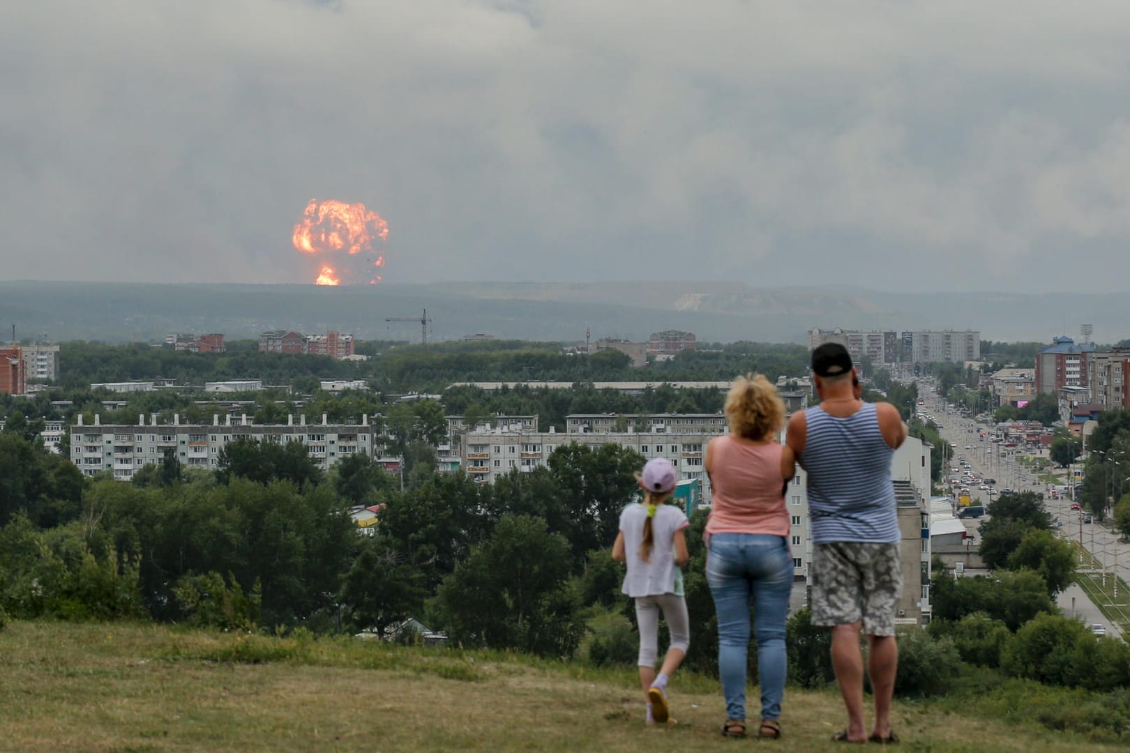 Detonation in einem Munitionslager in Sibirien in der vergangenen Woche: In Russland sind innerhalb weniger Tage mehrere Menschen bei Explosionen auf Militärarealen ums Leben gekommen.