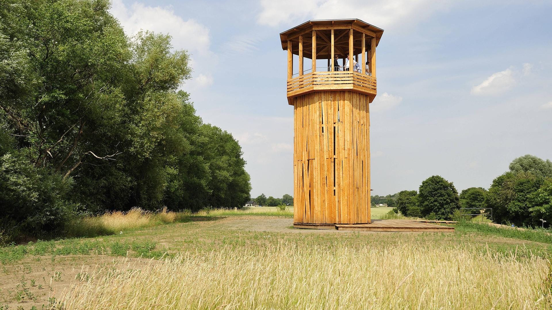 "Walkway and Tower": Der Aussichtsturm befindet sich in Recklinghausen unweit von Dortmund.