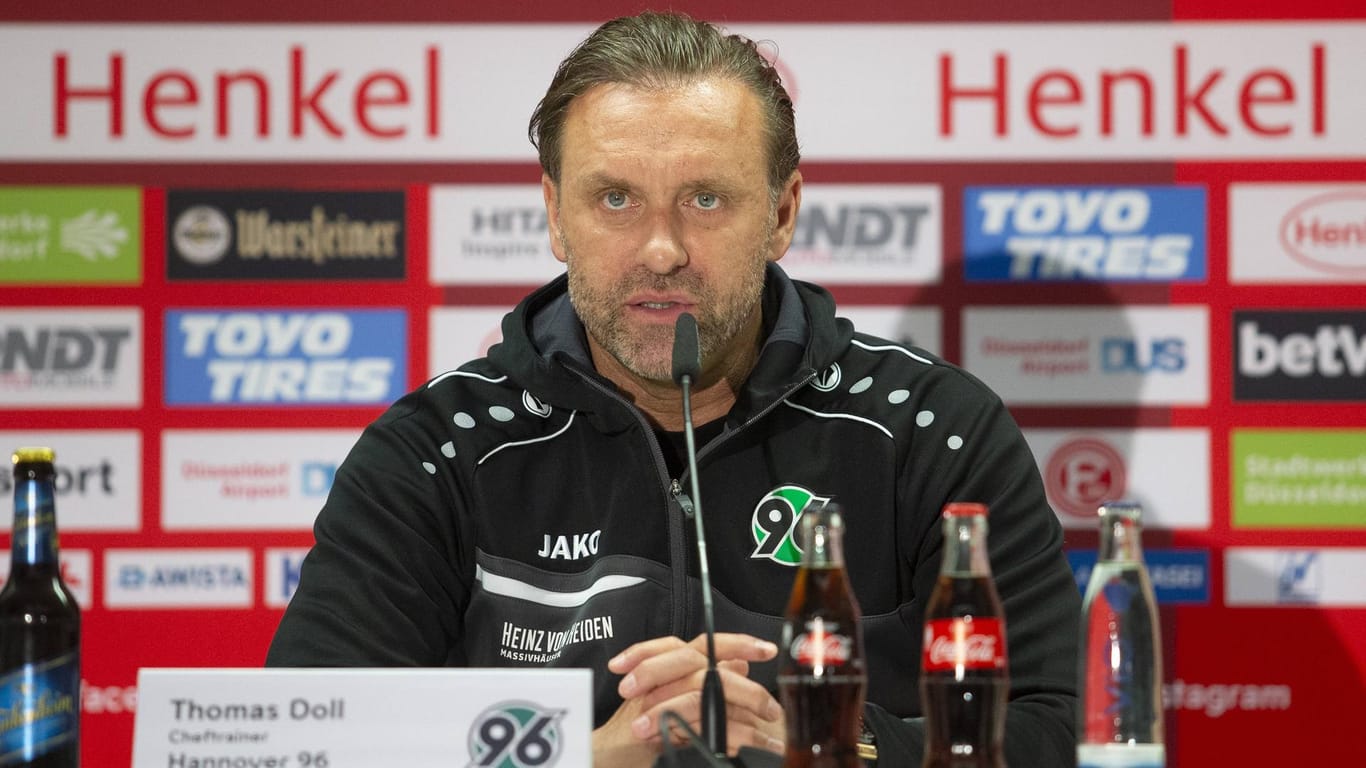 Thomas Doll: Nach dem Abstieg aus der Bundesliga wurde er bei Hannover 96 freigestellt.