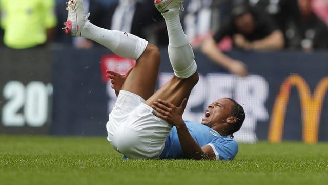 Manchester Citys Leroy Sané muss operiert werden.