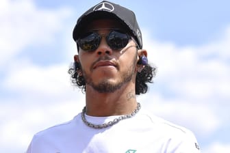 Wehrt sich gegen die Kritik von Nico Rosberg: Lewis Hamilton.