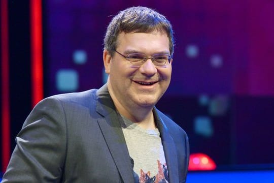 Der Moderator Elton lud ein in seine neue Show "Schlag den Besten".