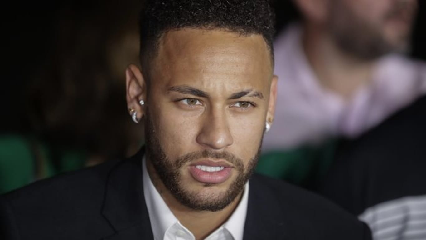 Die Ermittlungen gegen den brasilianischen Fußballprofi Neymar wegen Vergewaltigung sind einstellen.