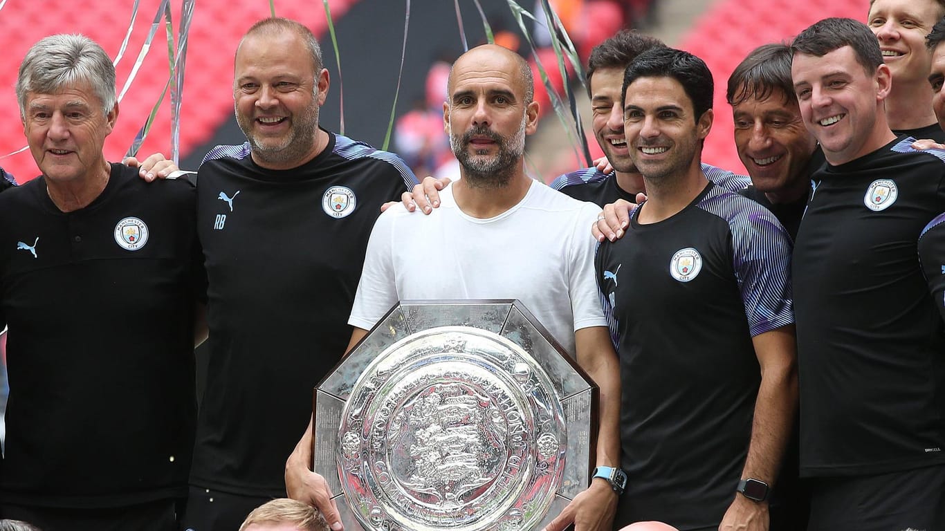Schon wieder ein Titel für Pep Guardiola und sein Trainerteam: Manchester City gewann den Community Shield, die englische Variante des Supercups, vergangene Woche gegen Liverpool.