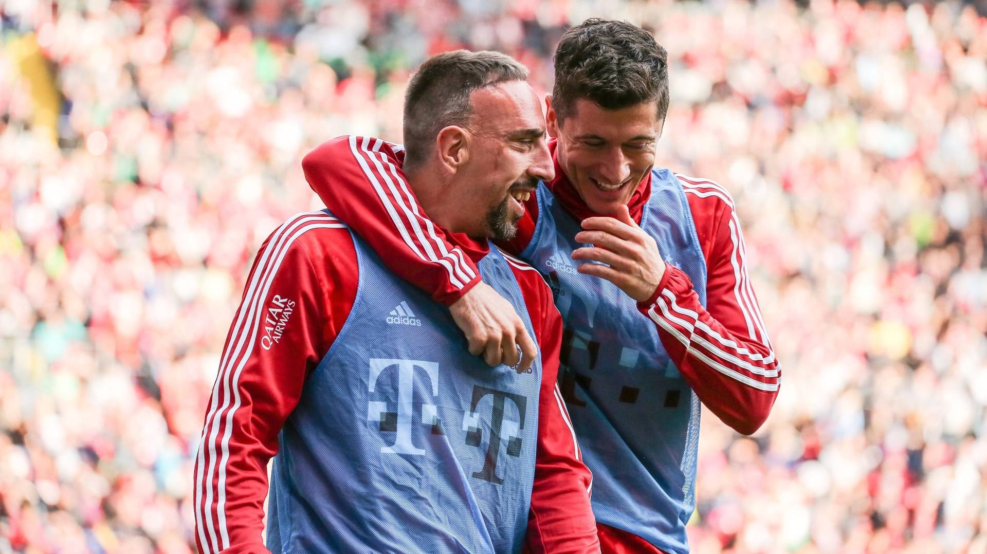 Franck Ribéry (l.) mit Robert Lewandowski: Beim FC Bayern hat der Franzose eine Ära geprägt.