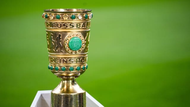 Am Samstag stehen insgesamt 13 DFB-Pokal-Spiele auf dem Programm.