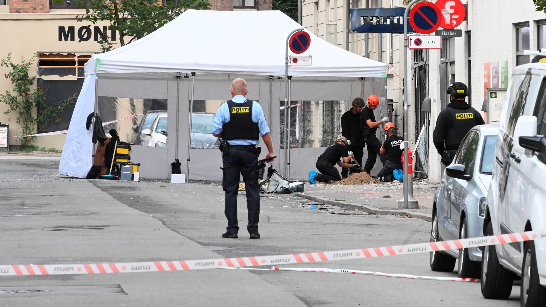 Nach der Explosion: die abgesperrte Polizeiwache im Stadtteil Nørrebro