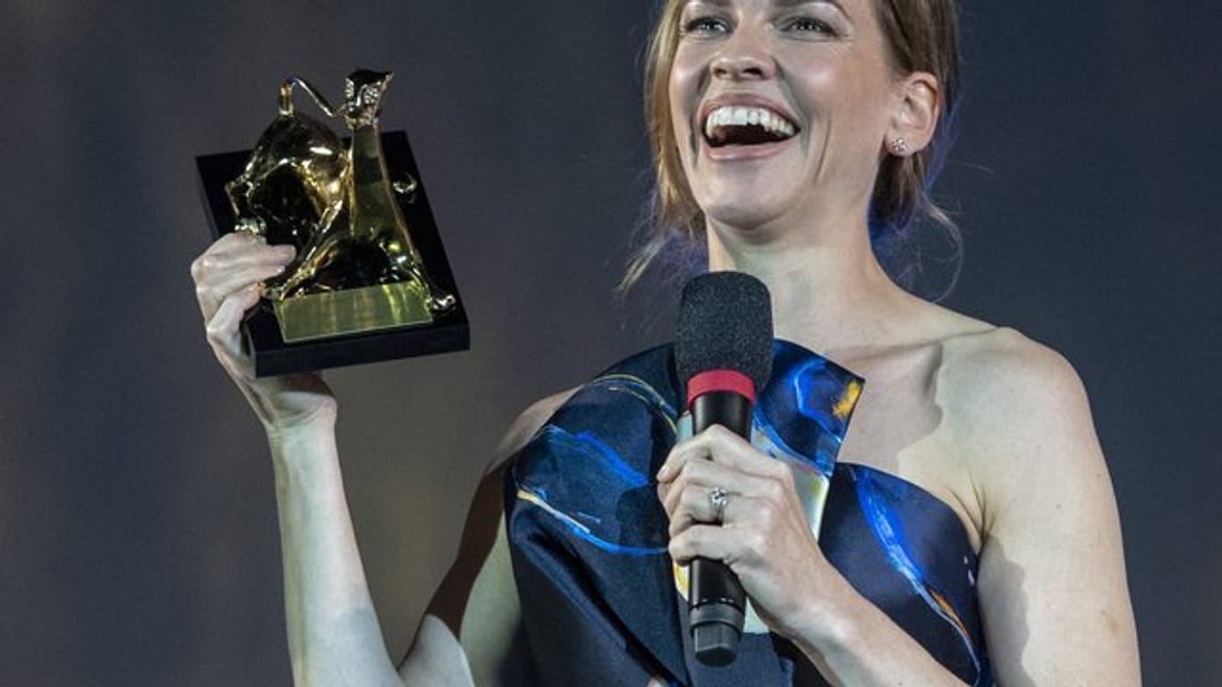 Hilary Swank wurde beim Filmfestival in Locarno mit dem Leopard Club Award geehrt.