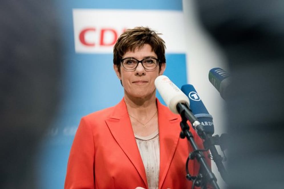 Annegret Kramp-Karrenbauer (CDU), Bundesvorsitzende, äußert sich im Konrad-Adenauer-Haus zum Thema Klimaschutz.